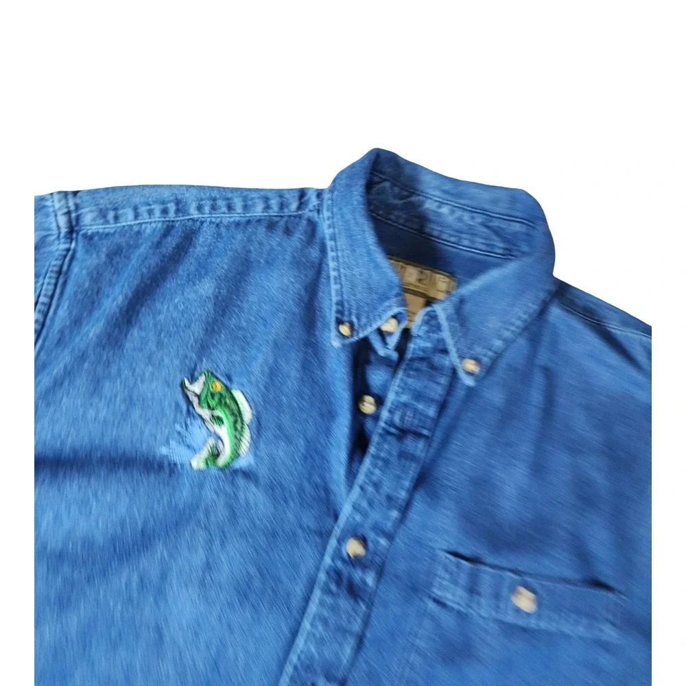 Sun River‎ Mens Blue Denim Bass Fish Embroidered Short Sleeve Shirt Medium